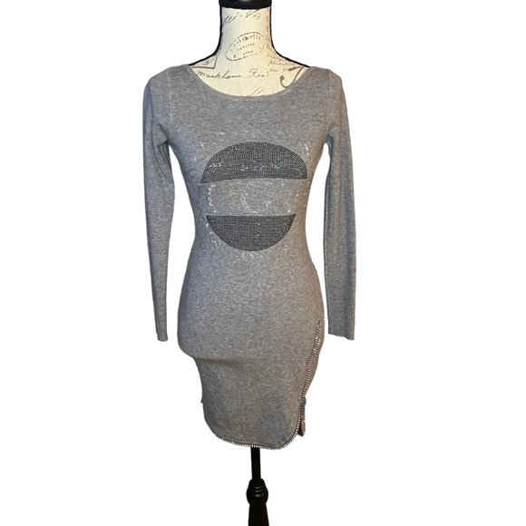 Enzoria Sweater - Picture 7 of 7